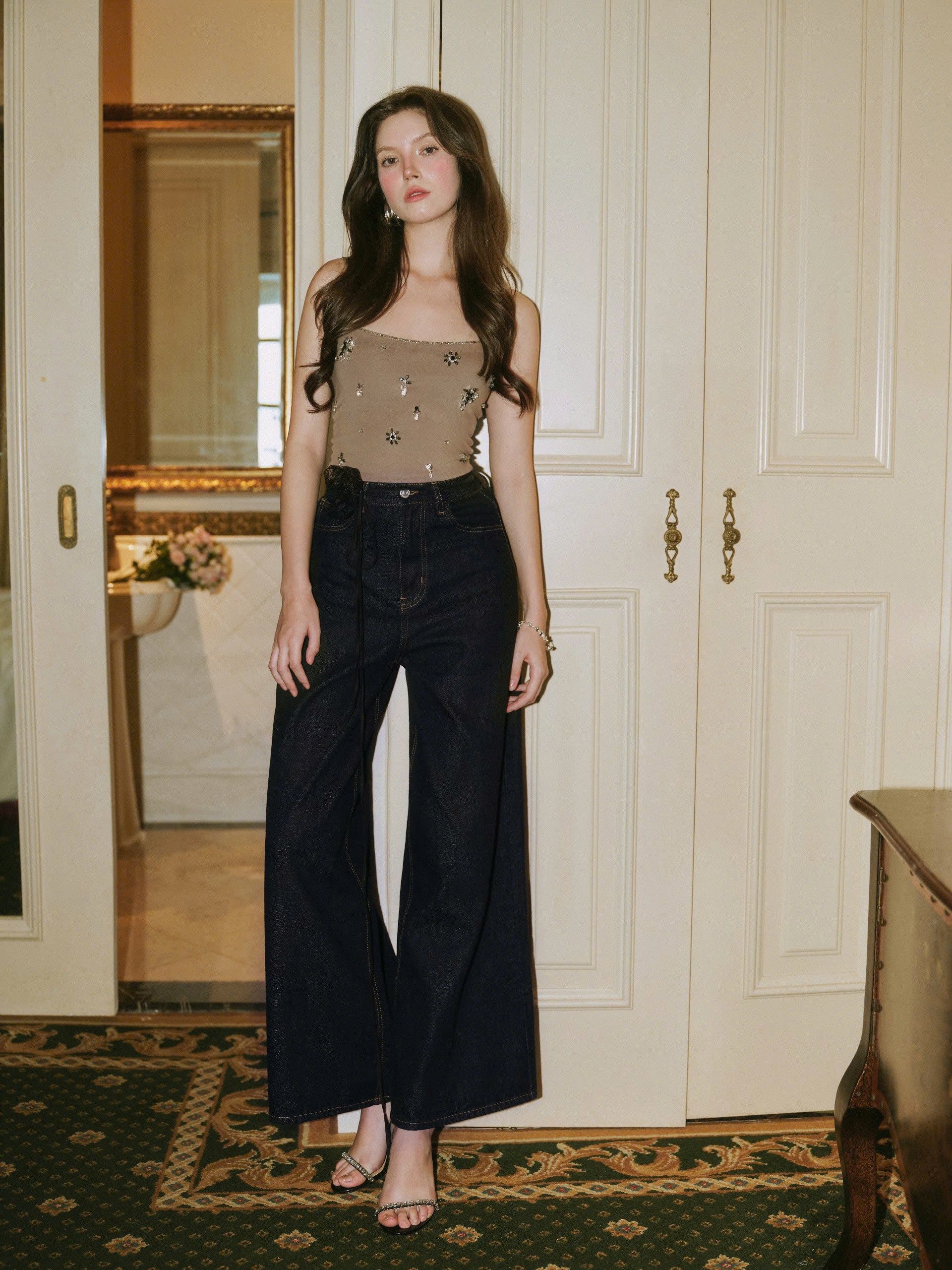 Mary Top