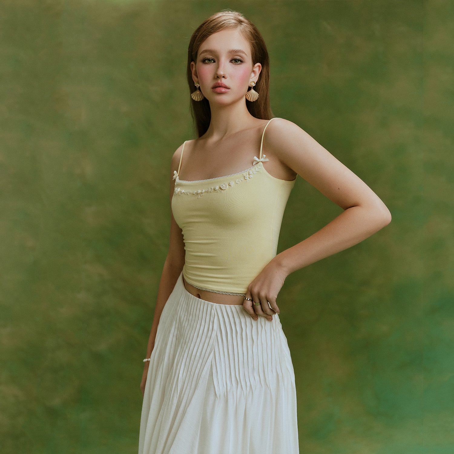 Mary Top