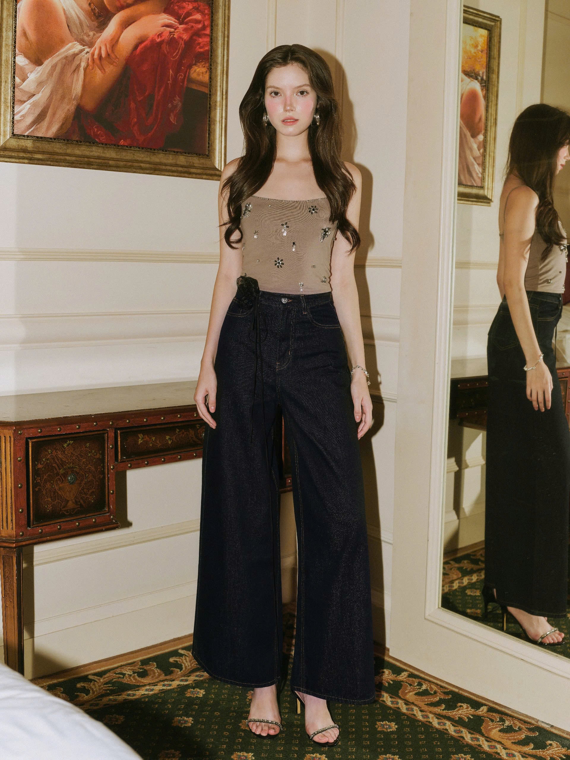 Mary Top